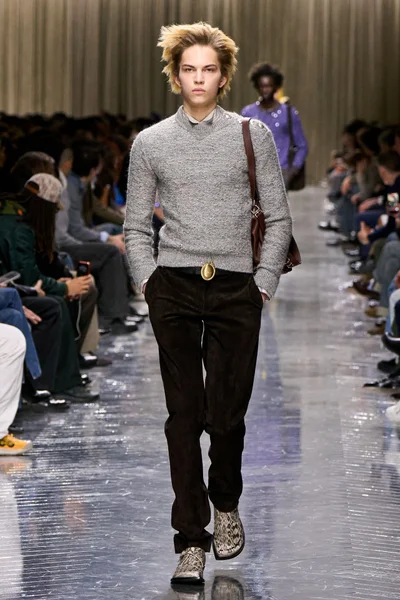 Look 61